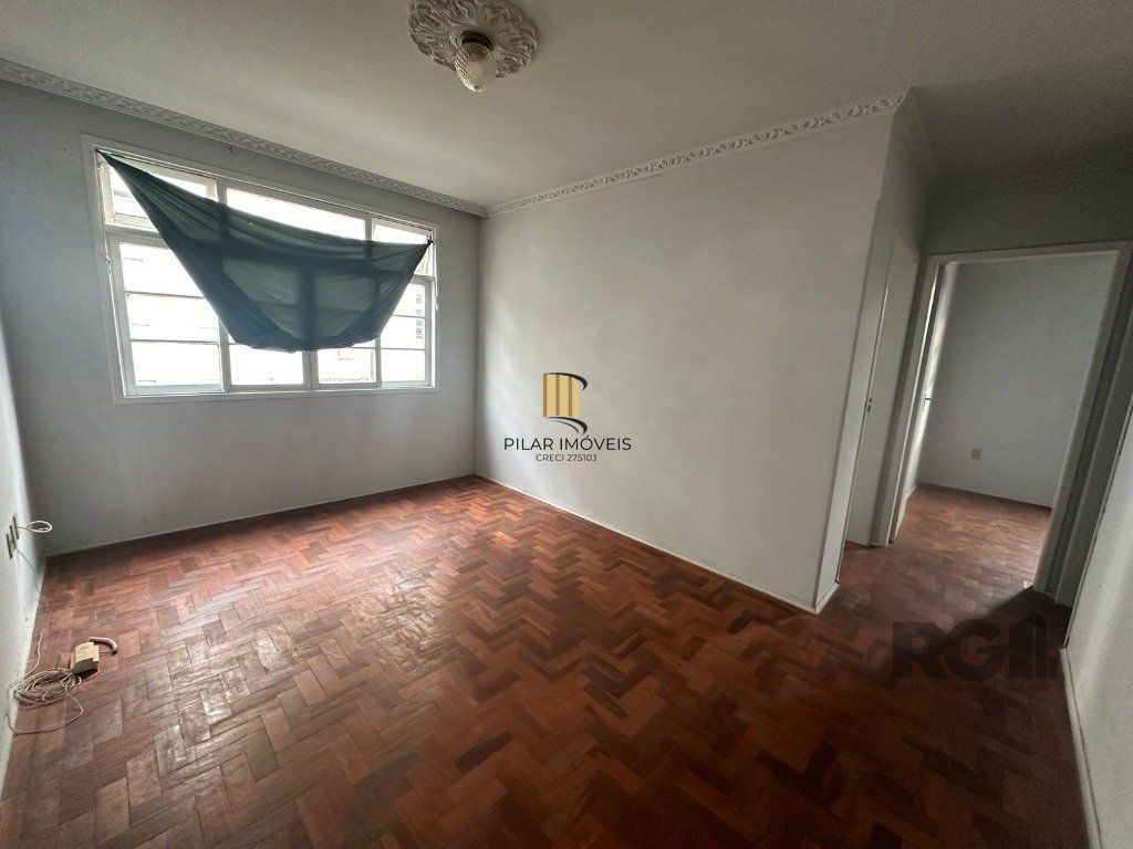 Vende-se apartamento 2 quartos espaçosos com vaga rotatirva próximo ao Mãe de Deus - 54m² - Medianeira