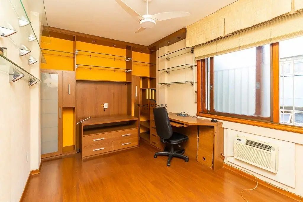 Vende-se apartamento com 3 quartos( 1 suíte), 111m² e 1 vaga – Auxiliadora