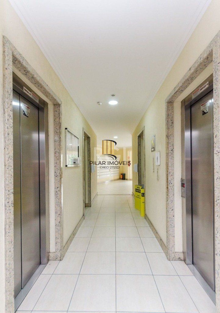 Apartamento para Venda - 67m², 3 dormitórios, sendo 1 suites, 1 vaga - Partenon