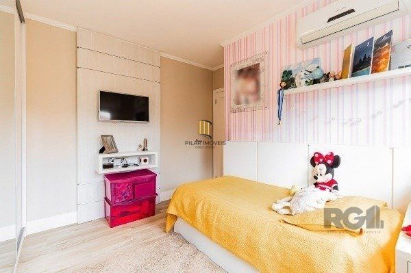 Apartamento Amplo de 3 Dormitórios com Suíte, Lareira e Infraestrutura Completa - 146m² - Mont Serrat