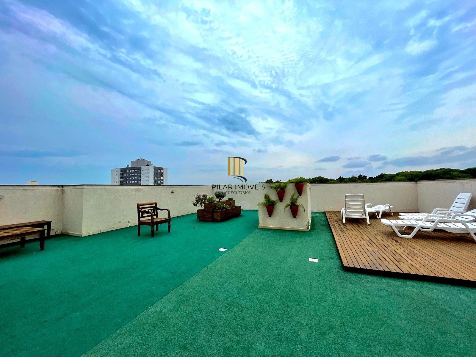 Vende-se apartamento com 2 quartos (1 suíte), 65m² e 2 vagas – Higienópolis