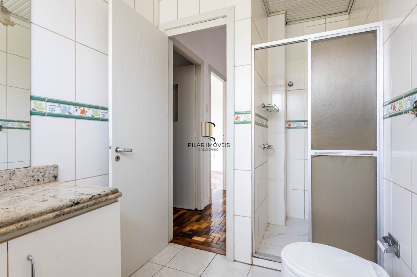 Vende-se apartamento com 2 quartos, 79 m² e sacada - Centro Histórico