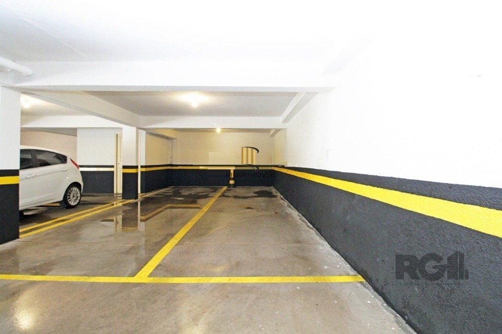 Vende-se excelente apartamento 2 dorm c/ suíte 2 vagas - 75m² - Mont'Serrat
