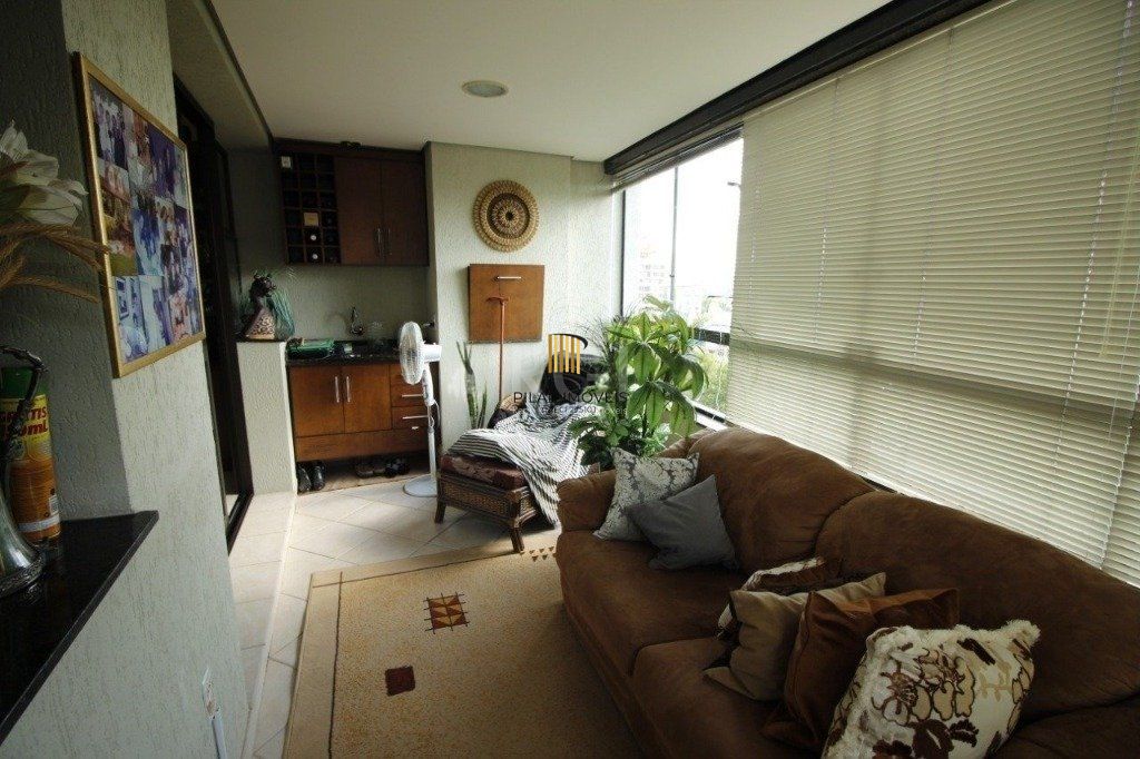Apartamento 3 dormitórios no bairro Petrópolis