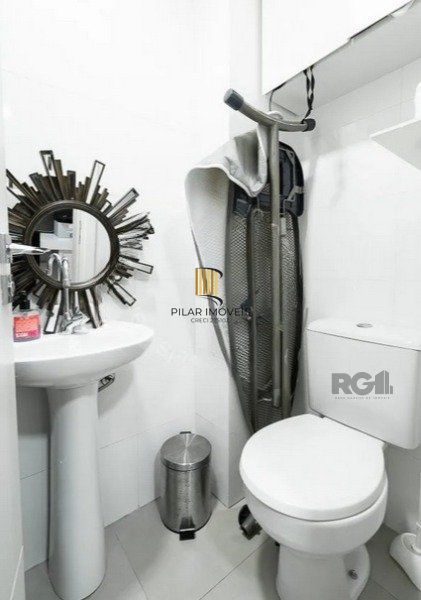 Apartamento de 192m² com 3 Suítes, 3 Vagas e Móveis Planejados de Alto Padrão Próximo à Praça da Encol