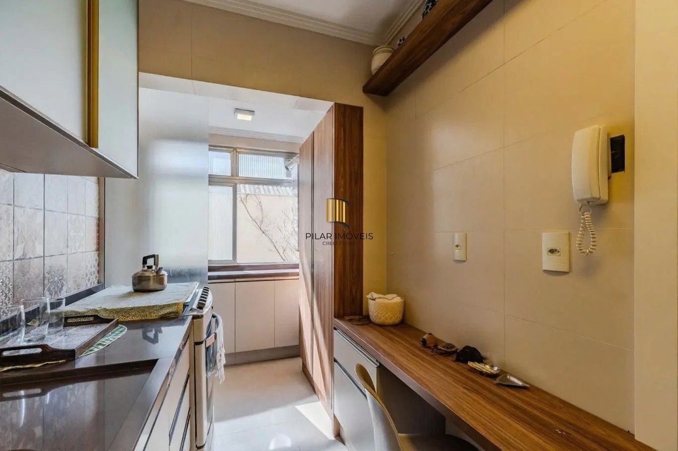 Vende-se apartamento com 3 quartos (1 suíte), 89m² e 1 vaga – Bom Fim