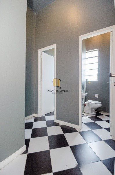 Amplo Apartamento de 3 quartos com suíte e 2 sacadas, com Vista para o Guaíba e 1 Vaga - Moinhos de Vento - 126m²