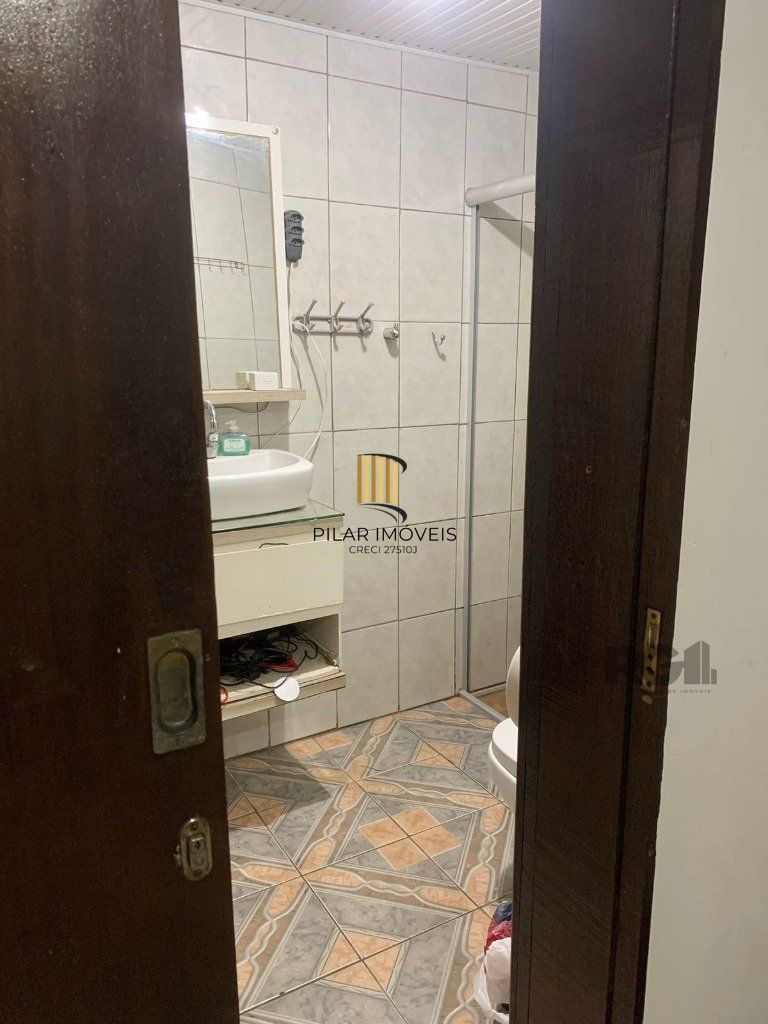 Vende-se casa 3 quartos com suíte e 3 vagas de garagem - 130m² - Jardim Itu Sabará