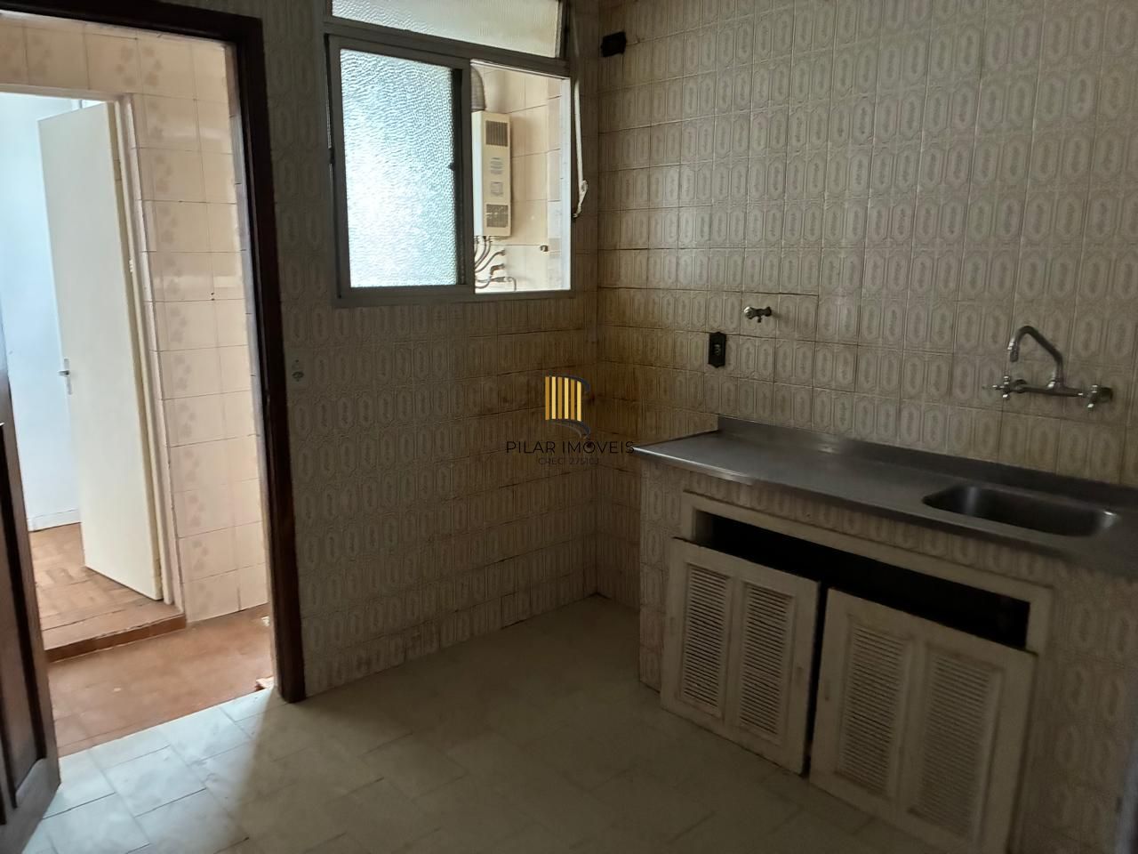 Vende-se apartamento com 3 quartos (1 suíte) - Venâncio Aires