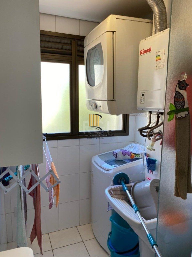 Apartamento para Venda - 75m², 2 dormitórios, sendo 1 suíte, 2 vagas-Petrópolis