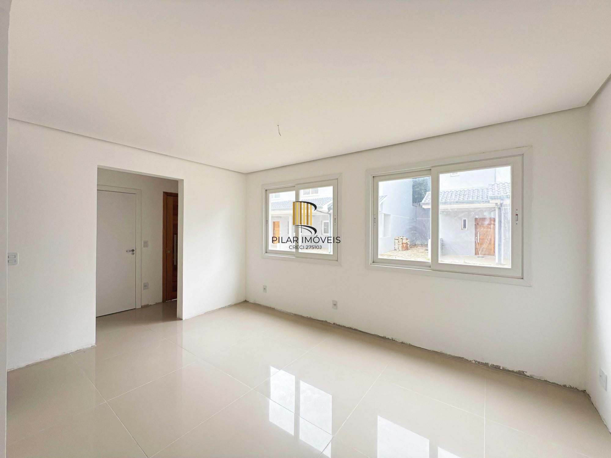 Vende-se casa em condomínio com 4 dormitórios (2 suítes), 3 vagas  – Tristeza