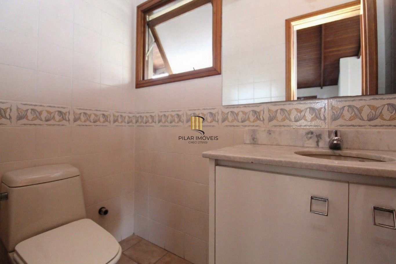 Vende-se cobertura com 3 dormitórios, piscina, 245m² e 2 vagas - Mont Serrat