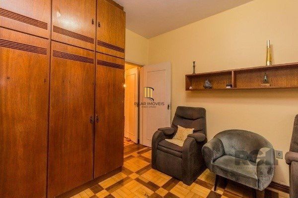 Amplo Apartamento de 3 quartos com suíte e 2 sacadas, com Vista para o Guaíba e 1 Vaga - Moinhos de Vento - 126m²