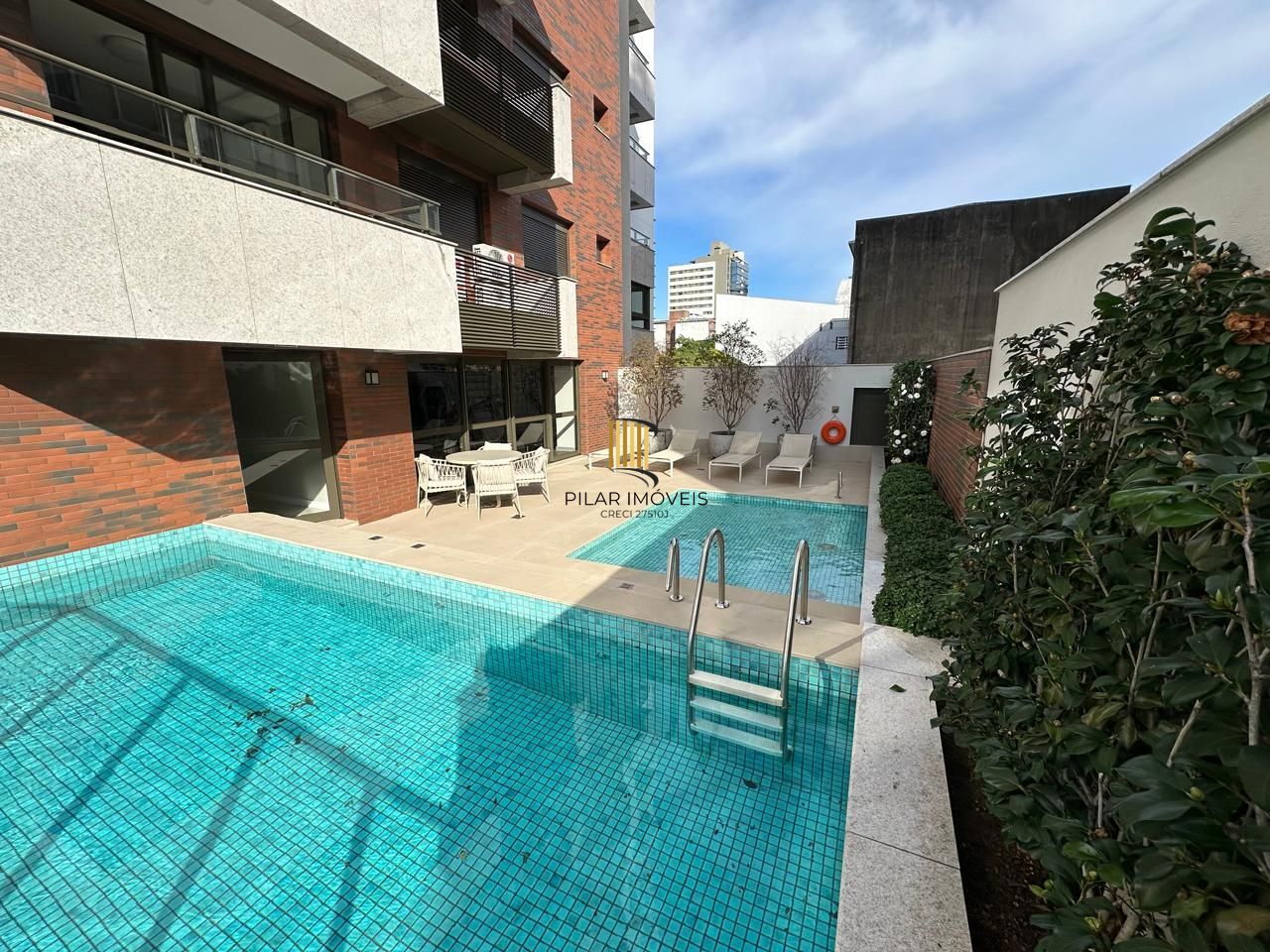 Apartamento de 2 quartos com 88 m², 2 vagas, sacada e churrasqueira - Auxiliadora