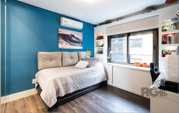 Apartamento de 192m² com 3 Suítes, 3 Vagas e Móveis Planejados de Alto Padrão Próximo à Praça da Encol