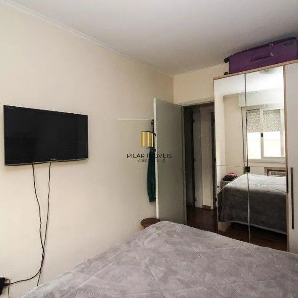 Vende-se apartamento com 2 quartos, 84 m² e 1 vaga - Menino Deus