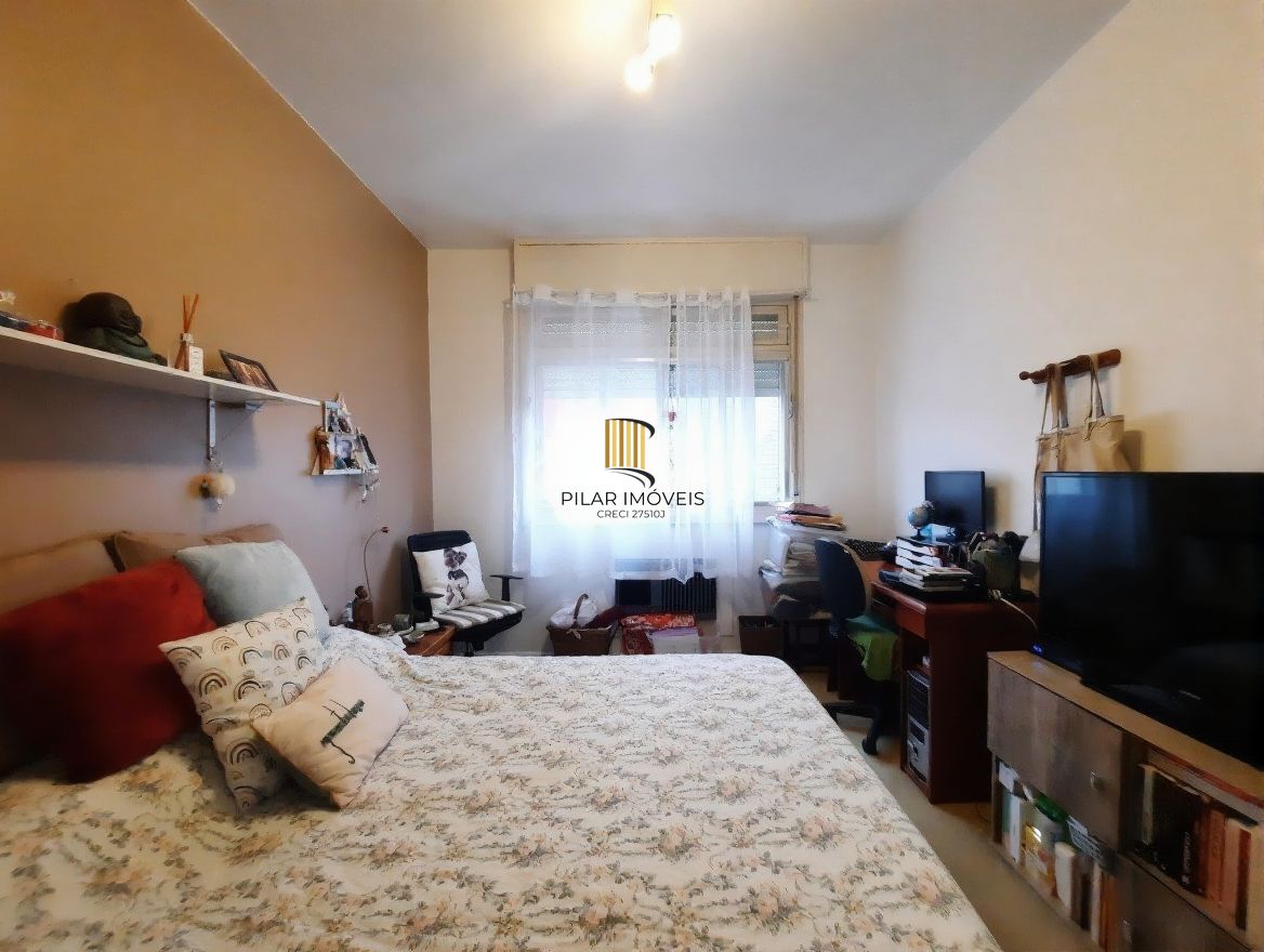 Vende-se apartamento com 3 quartos(1 suíte), 184m² e 2 vagas - Bom Fim