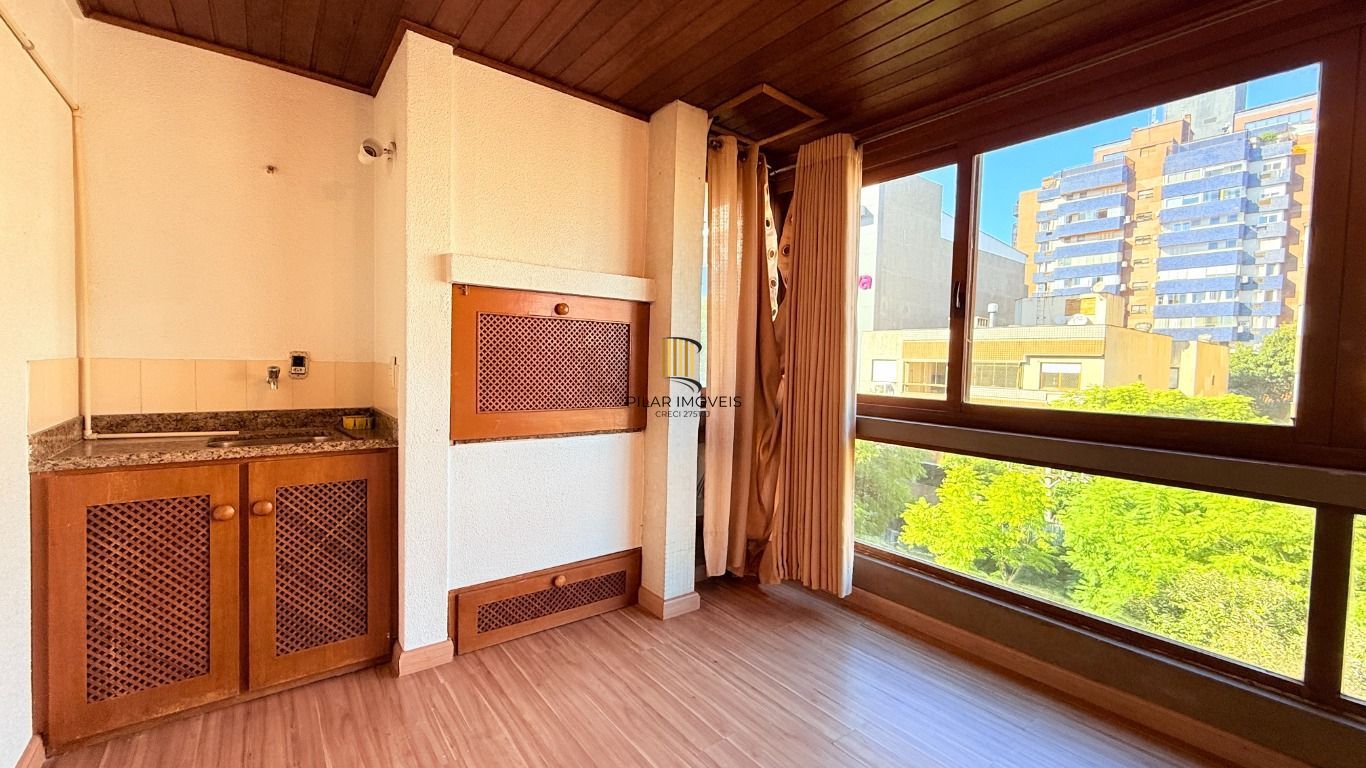 Vende-se apartamento com 3 quartos(1 suíte), sacada, churrasqueira e 1 vaga – 114 m² – Mont’Serrat