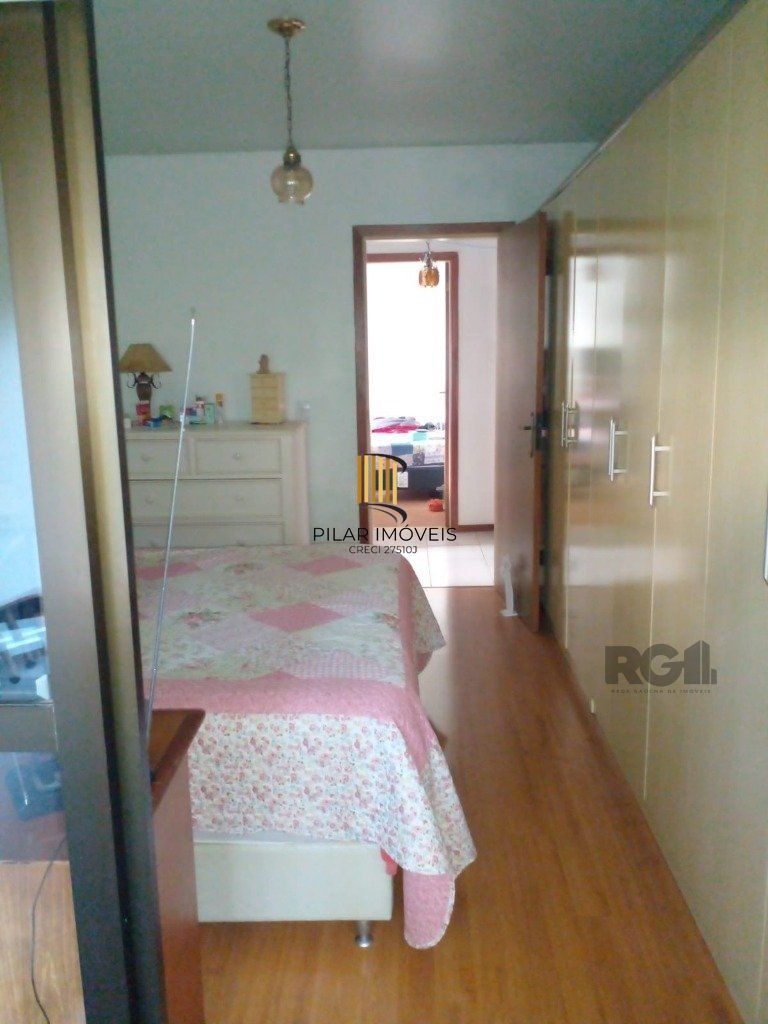 Apartamento de 2 dormitórios, 2 banheiros e 1 vaga de garagem no Bairro Petrópolis