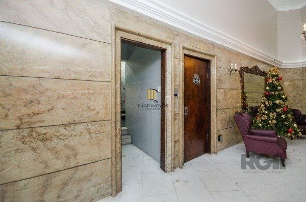 Amplo Apartamento de 3 quartos com suíte e 2 sacadas, com Vista para o Guaíba e 1 Vaga - Moinhos de Vento - 126m²