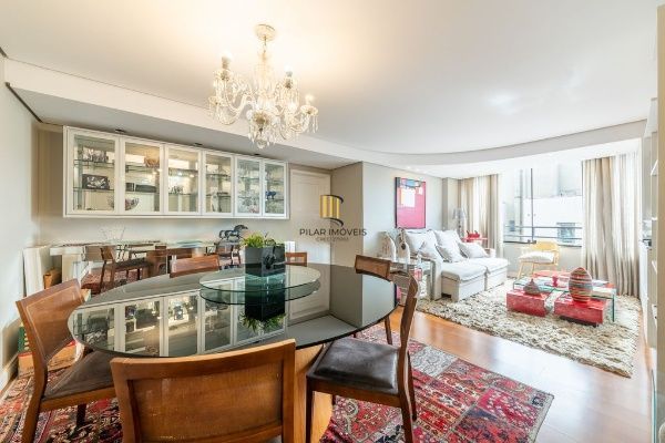 Vende-se apartamento com 3 quartos (1 suíte), 123m² e 2 vagas – Auxiliadora