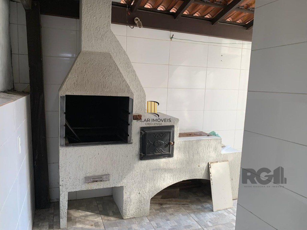 Vende-se belíssimo apartamento 3 suítes, de frente, próximo ao Parcão, reformado e com pátio - 194m² - Auxiliadora