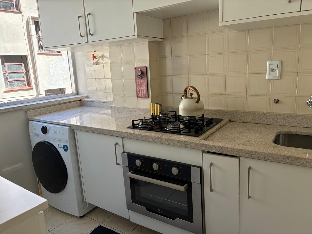 Vende-se apartamento com 1 dormitório, 40 m² e 1 vaga - Auxiliadora