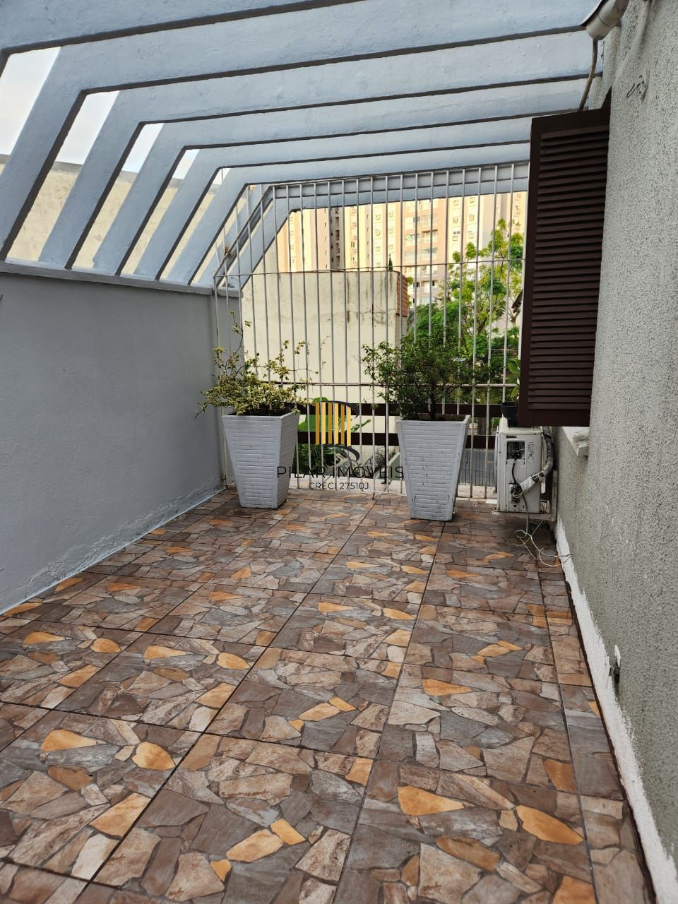 Vende-se apartamento garden com 3 quartos (1 suíte), 197m² e 2 vagas – Jardim Lindóia