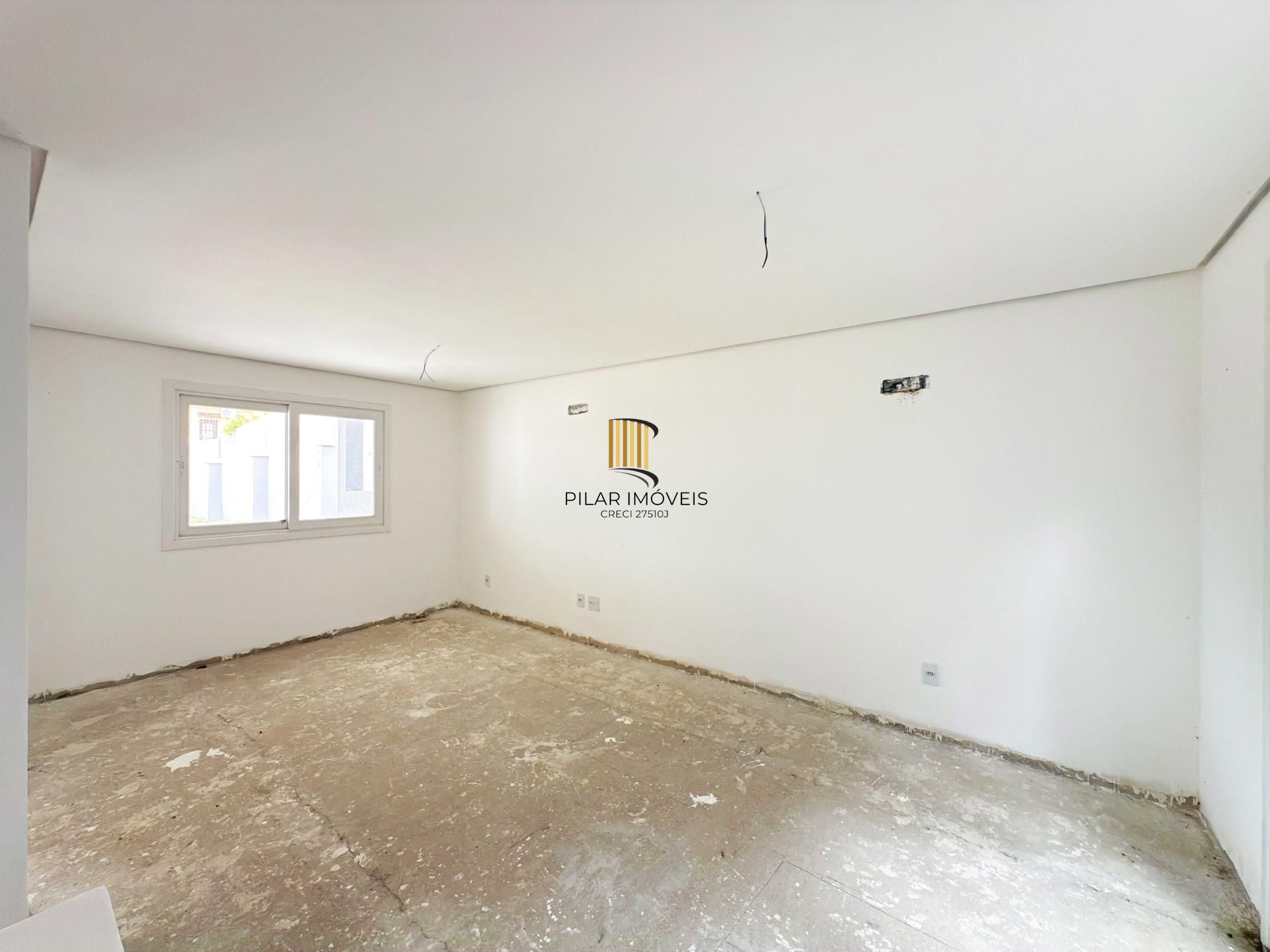 Vende-se casa em condomínio com 4 dormitórios (2 suítes), 3 vagas  – Tristeza