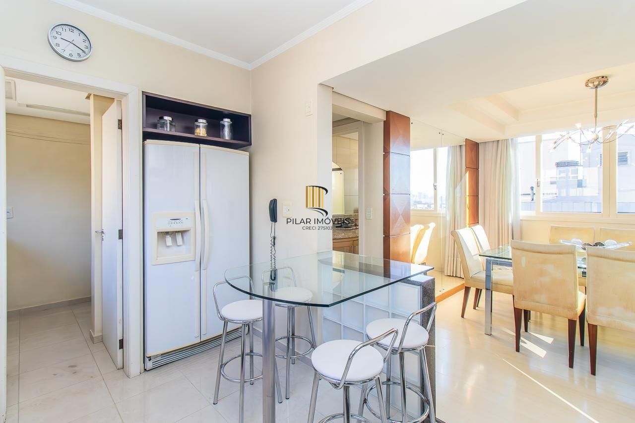 Vende-se apartamento mobiliado com 3 quartos e 134 m² - Mont Serrat