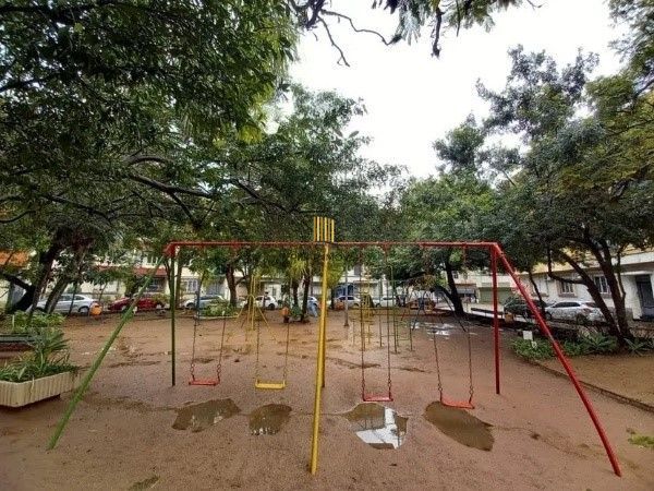 Vende-se com 3 quartos, 89m² e sacada - Santana