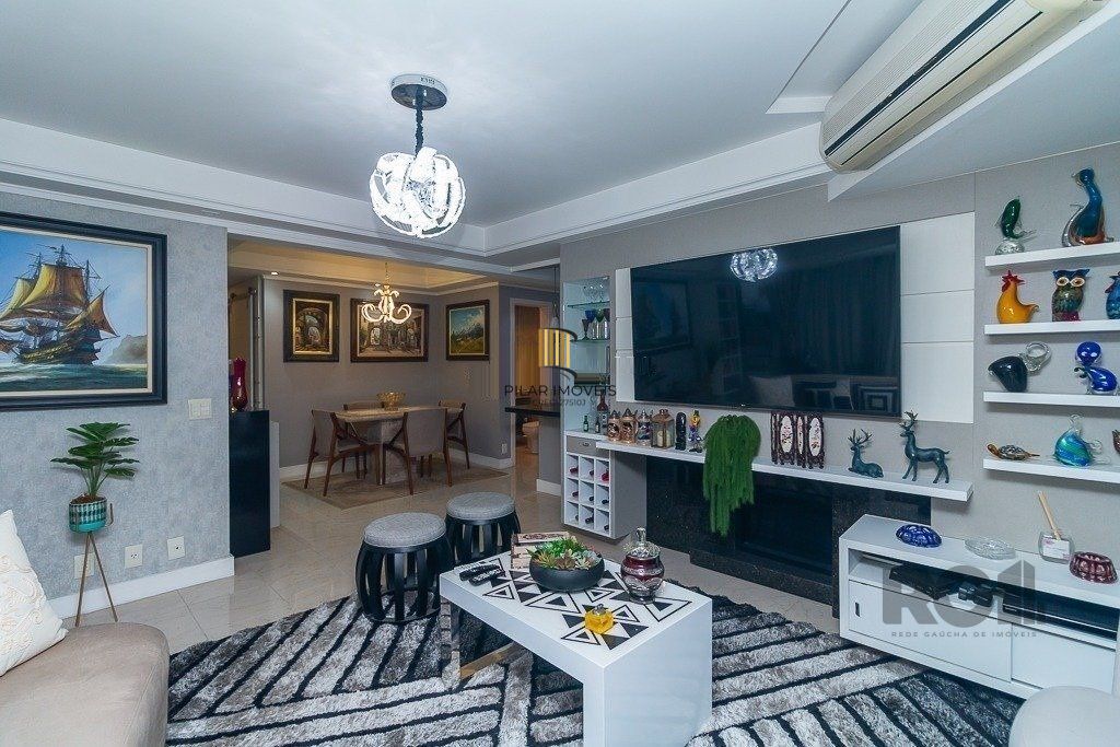 Apartamento 3 dormitórios, 1 suíte, 2 vagas de garagem no Bairro Bela Vista.
