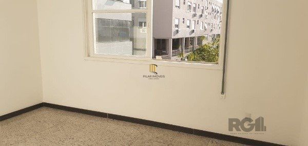 Vende-se bela cobertura de 122m², 2 quartos 2 vagas, desocupado - Auxiliadora