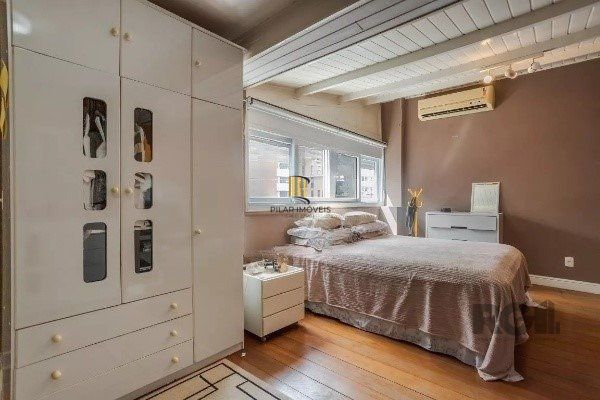 Bela cobertura com 3 quartos, incluindo 1 suíte, 2 vagas de garagem em localização privilegiada - 150m² - Auxiliadora