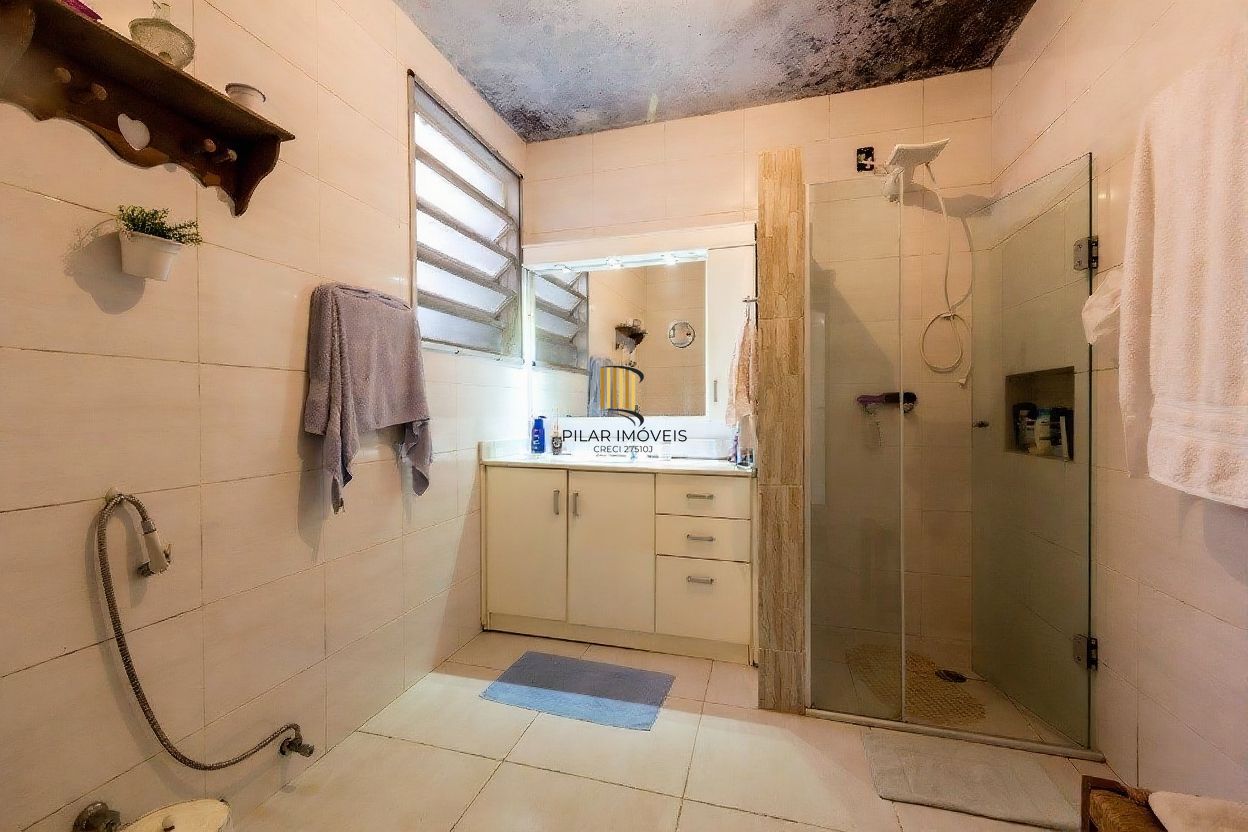 Vende-se apartamento com 2 quartos, 85m² e churrasqueira - Farroupilha