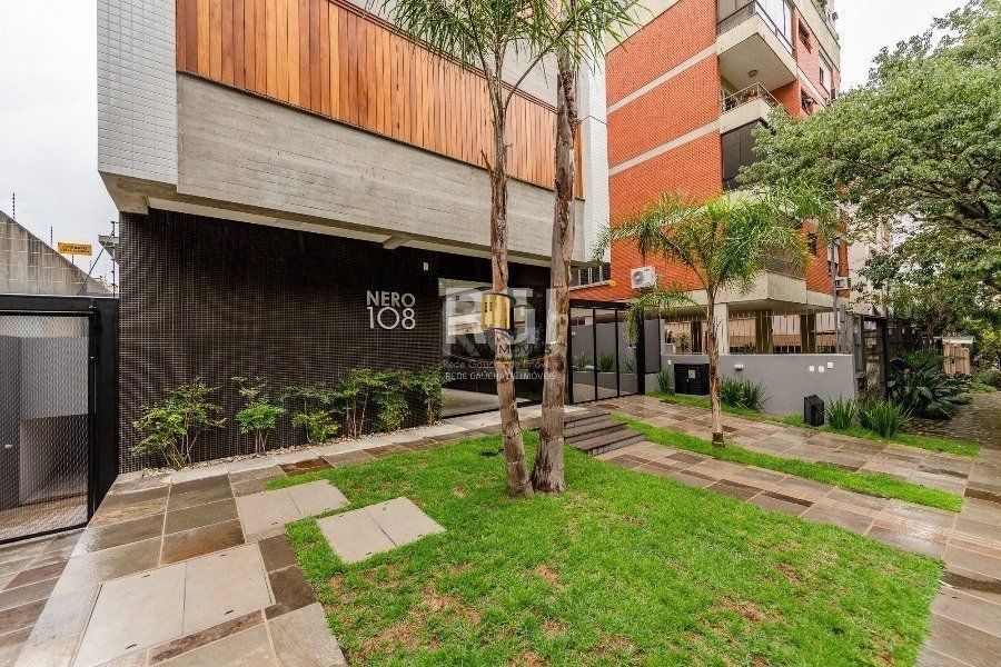 Apartamento para Venda - 102m², 2 suítes com 2 vagas - Petrópolis