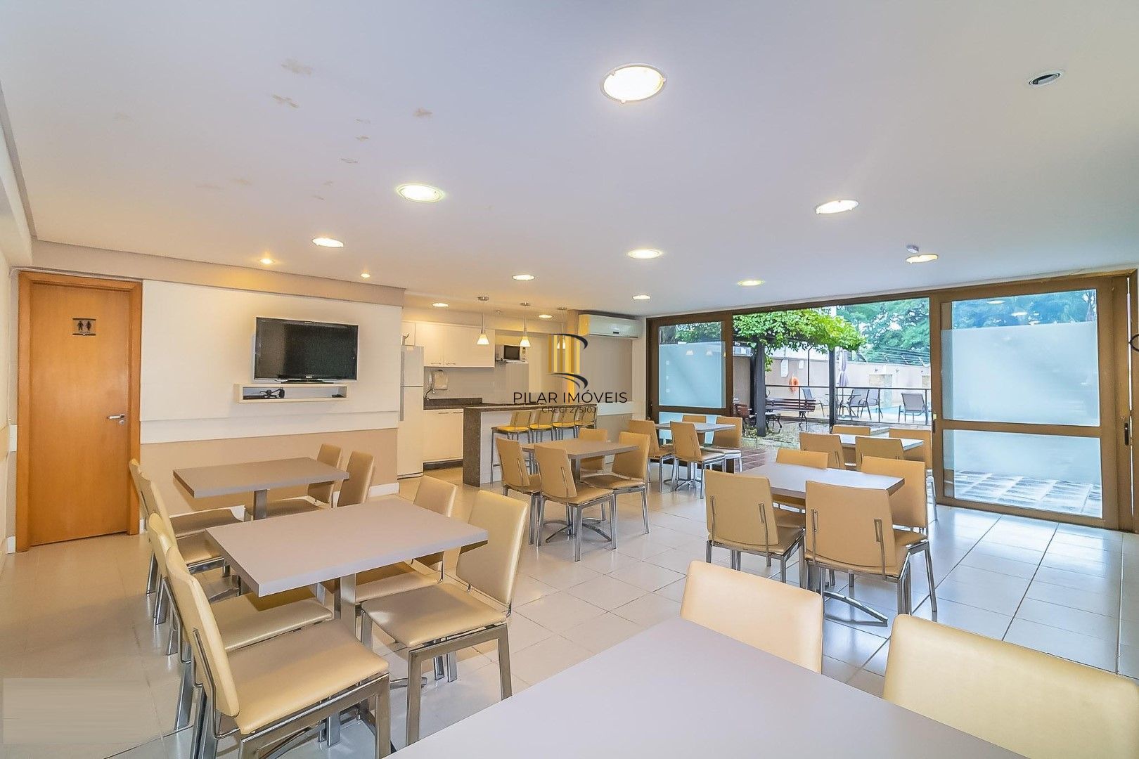 Vende-se apartamento com 3 quartos (1 suíte), 78,5 m² e 2 vagas – Passo da Areia