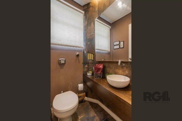 Bela cobertura com 3 quartos, incluindo 1 suíte, 2 vagas de garagem em localização privilegiada - 150m² - Auxiliadora