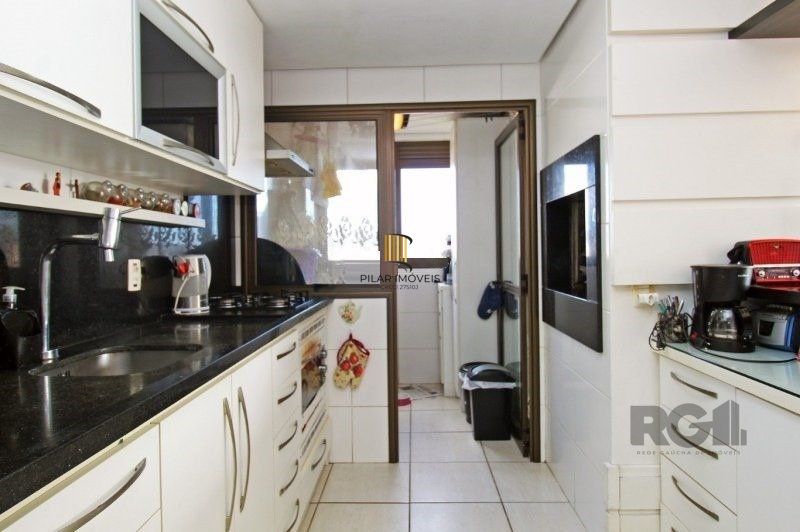 Apartamento 3 dormitórios, 1 suíte, 2 vagas - 95,75m² de área privativa no Bairro Independência