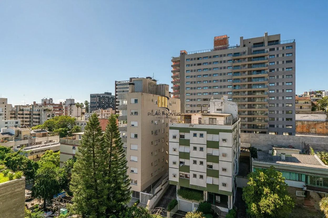 Vende-se apartamento com 3 quartos (1 suíte), 139 m², 2 vagas – Moinhos de Vento