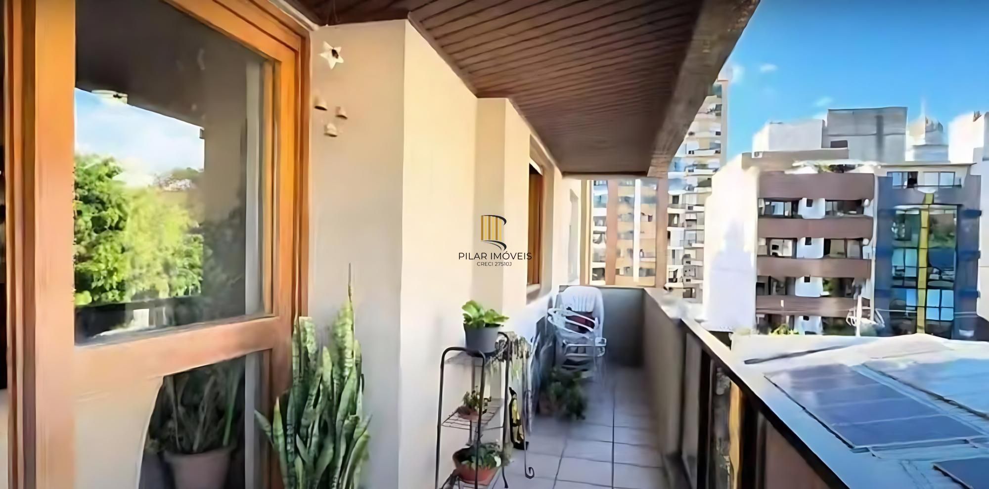 Vende-se apartamento com 3 quartos(1 suíte), sacada, churrasqueira e 1 vaga – 128 m² – Auxiliadora