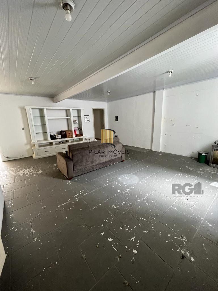 Casa 4 dormitórios no bairro Petrópolis