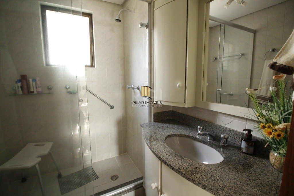 Apartamento 3 dormitórios no bairro Petrópolis