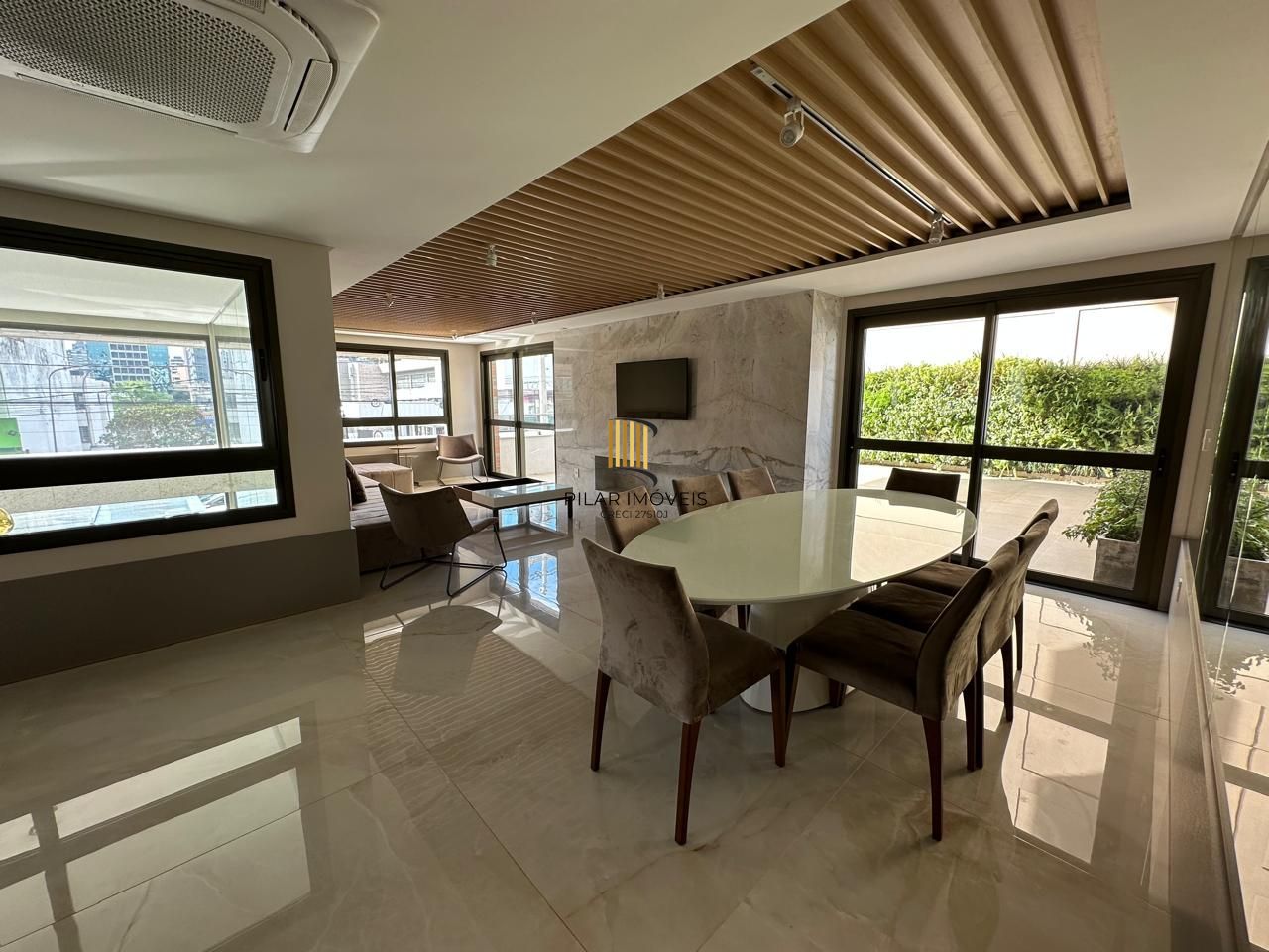 Apartamento de 2 quartos com 88 m², 2 vagas, sacada e churrasqueira - Auxiliadora