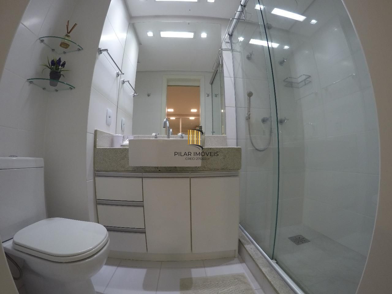 Vende-se apartamento duplex com 1 quarto , 64m² e 2 vagas - Praia de Belas