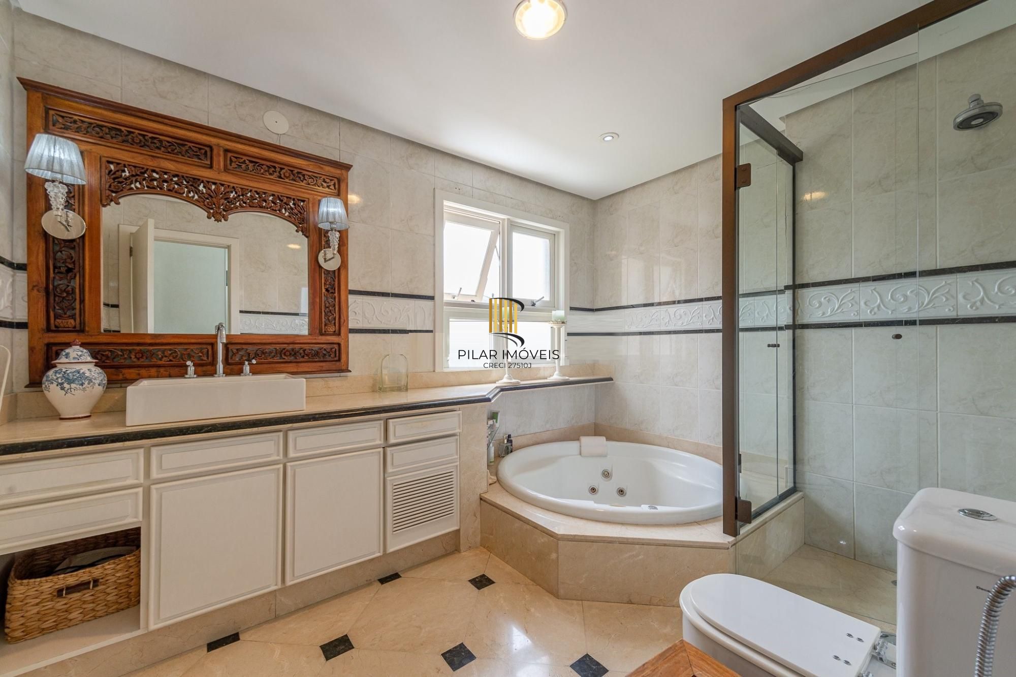 Vende-se luxuosa cobertura com 531.95m², 4 dormitórios no bairro Auxiliadora
