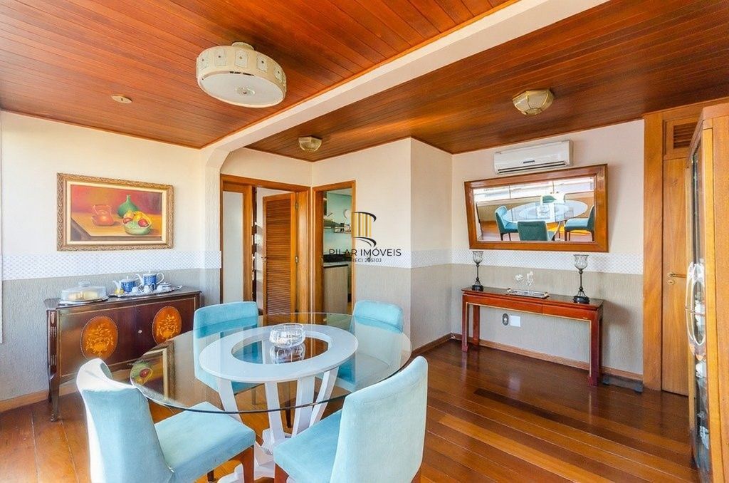 Vende-se cobertura com 3 quartos (1 suíte), 311m² e 3 vagas – Rio Branco