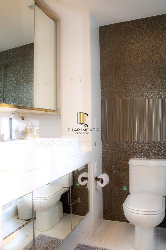 Apartamento para Venda - 121m², 3 dormitórios, sendo 2 suites, 2 vagas - Menino Deus
