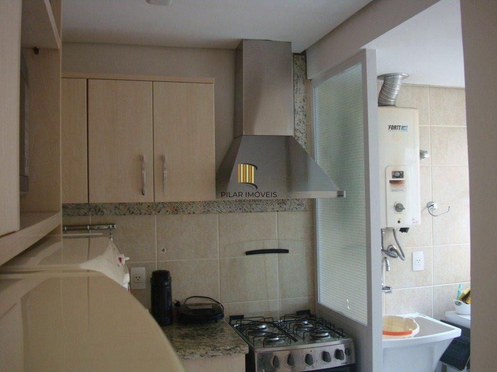 Vende-se apartamento com 2 quartos(1 suíte), 86m² e sacada - Mont'Serrat