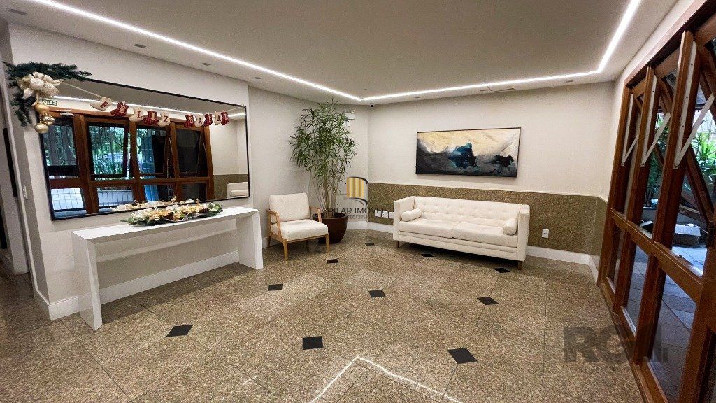 Vende-se luxuoso apartamento 3 quartos com suíte, 2 vagas, com churrasqueira e hidro - 148m² -  Petrópolis